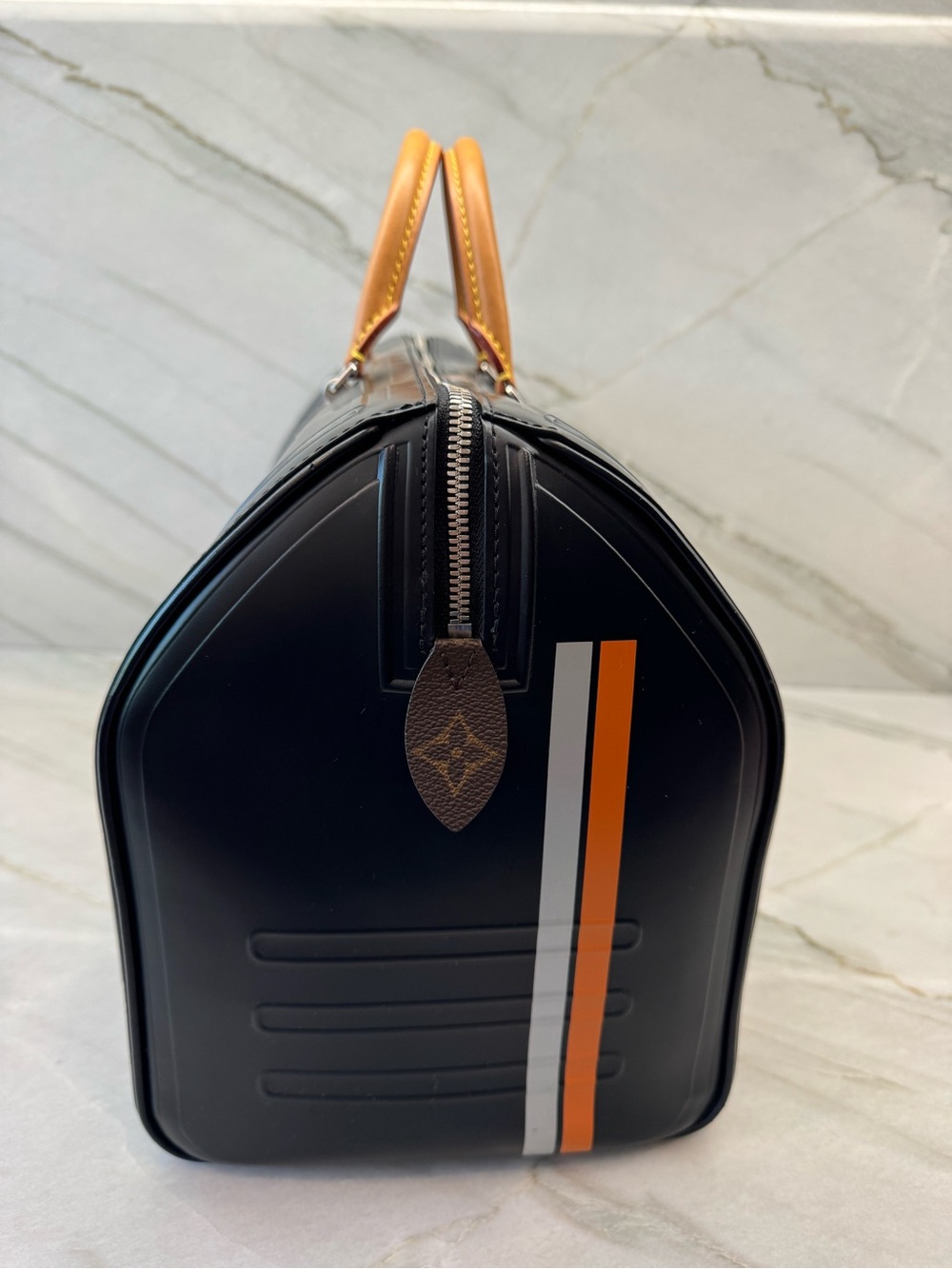 Louis Vuitton Limited Edition Epi Space Speedy 40 - Picture 5 of 17